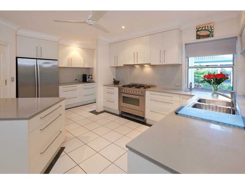 62 Leahey Road, Brookfield QLD 4069