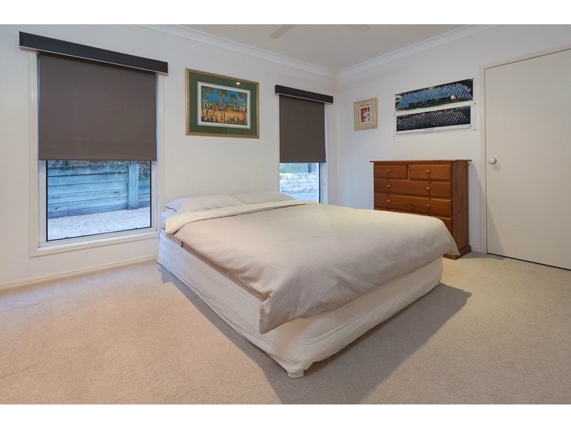 62 Leahey Road, Brookfield QLD 4069