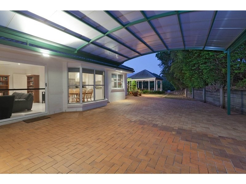 62 Leahey Road, Brookfield QLD 4069