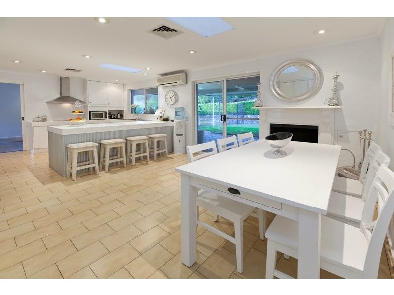 80 Upper Brookfield Road, Brookfield QLD 4069