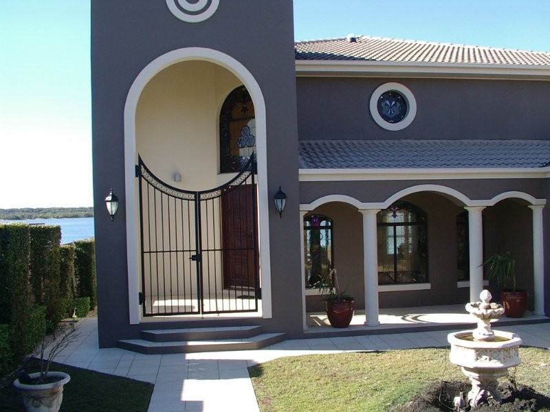 Sovereign Islands QLD 4216