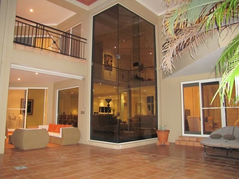 Sovereign Islands QLD 4216