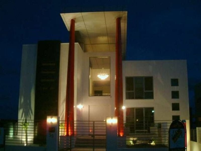 Sovereign Islands QLD 4216