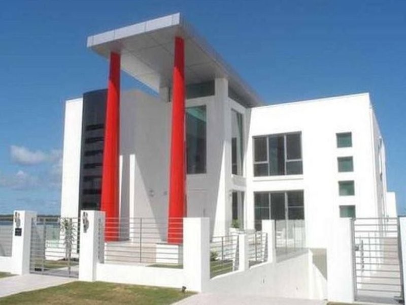 Sovereign Islands QLD 4216