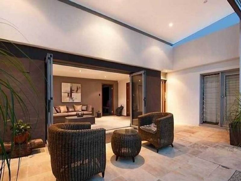 Broadbeach Waters QLD 4218