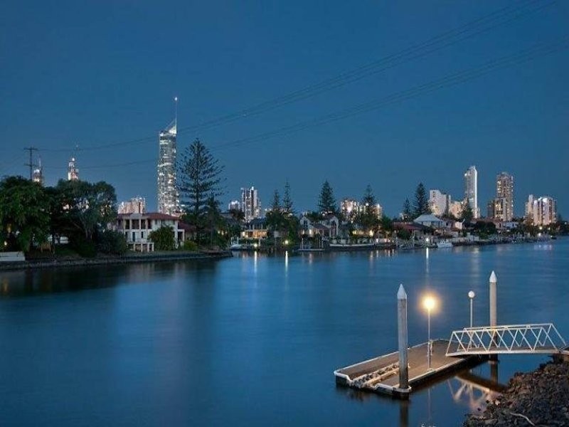 Broadbeach Waters QLD 4218