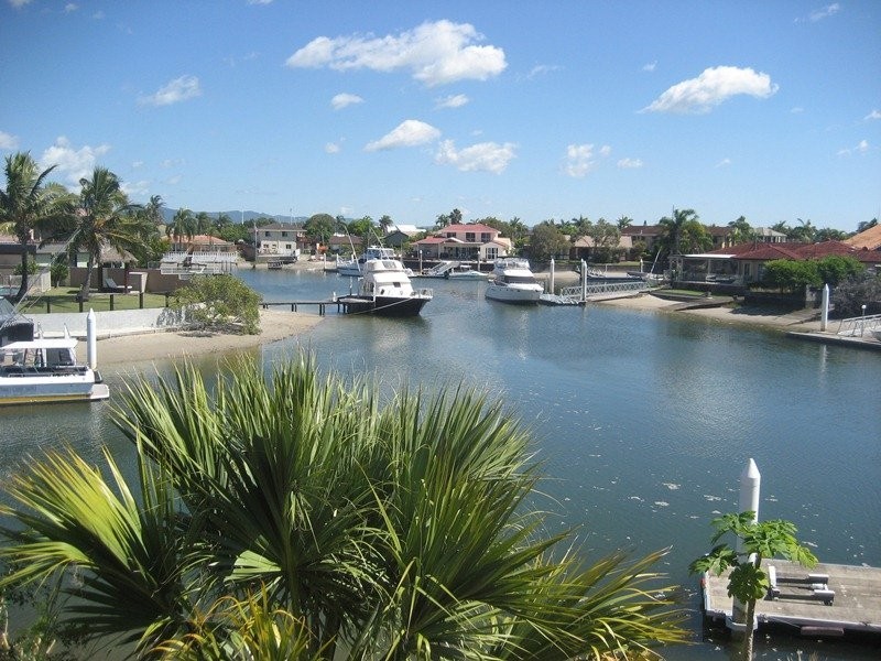 Paradise Point QLD 4216