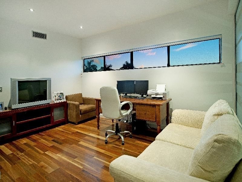 Hope Island QLD 4212