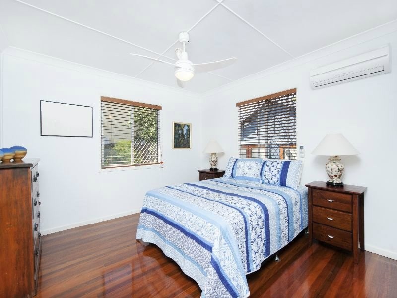 Biggera Waters QLD 4216