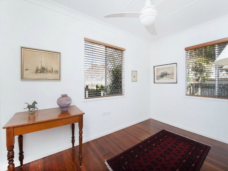 Biggera Waters QLD 4216