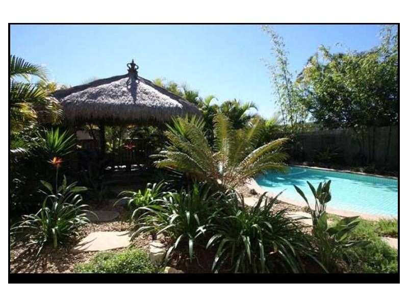 8 Cattleya Court, Hollywell QLD 4216