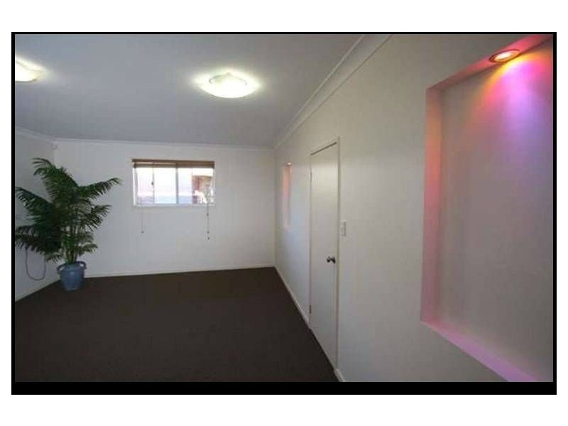 8 Cattleya Court, Hollywell QLD 4216