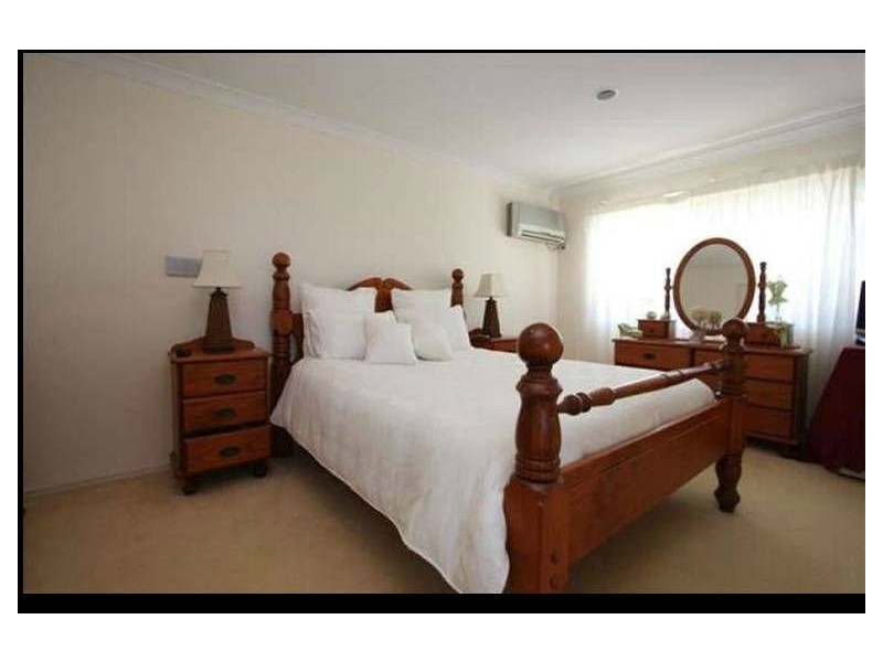 8 Cattleya Court, Hollywell QLD 4216