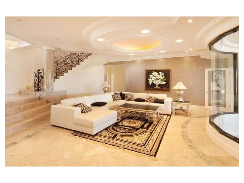 Sovereign Islands QLD 4216