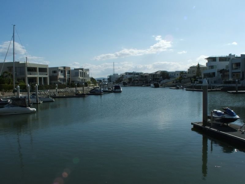 Sovereign Islands QLD 4216