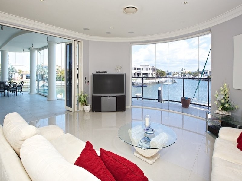 Sovereign Islands QLD 4216