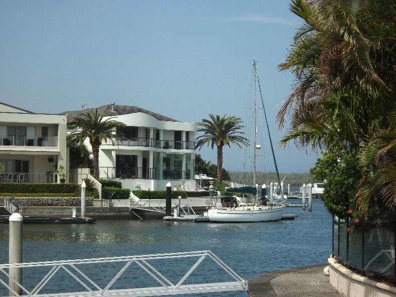 Sovereign Islands QLD 4216