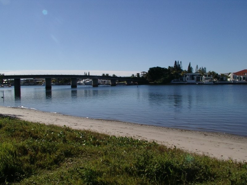 Sovereign Islands QLD 4216