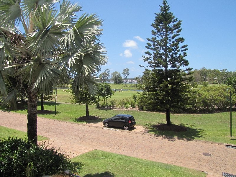 Hope Island QLD 4212