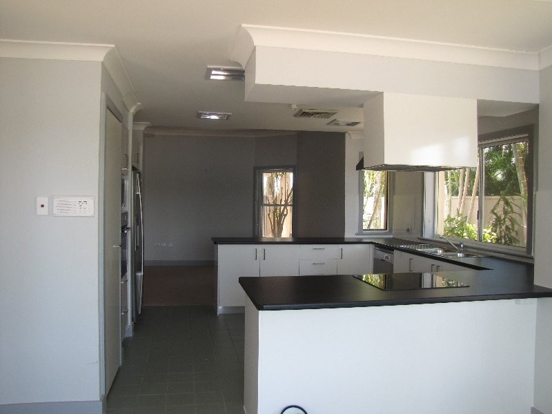 Hope Island QLD 4212