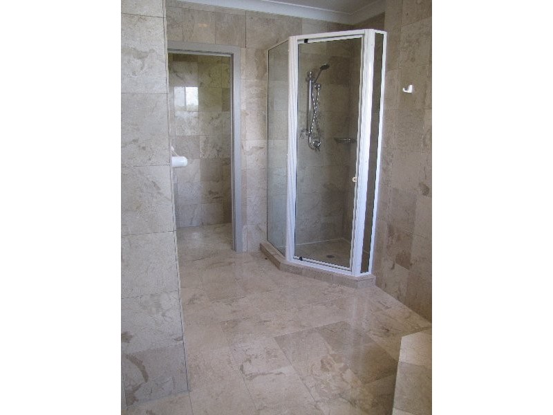 Hope Island QLD 4212