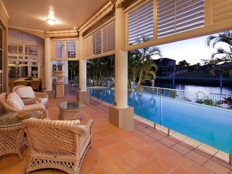 Sovereign Islands QLD 4216