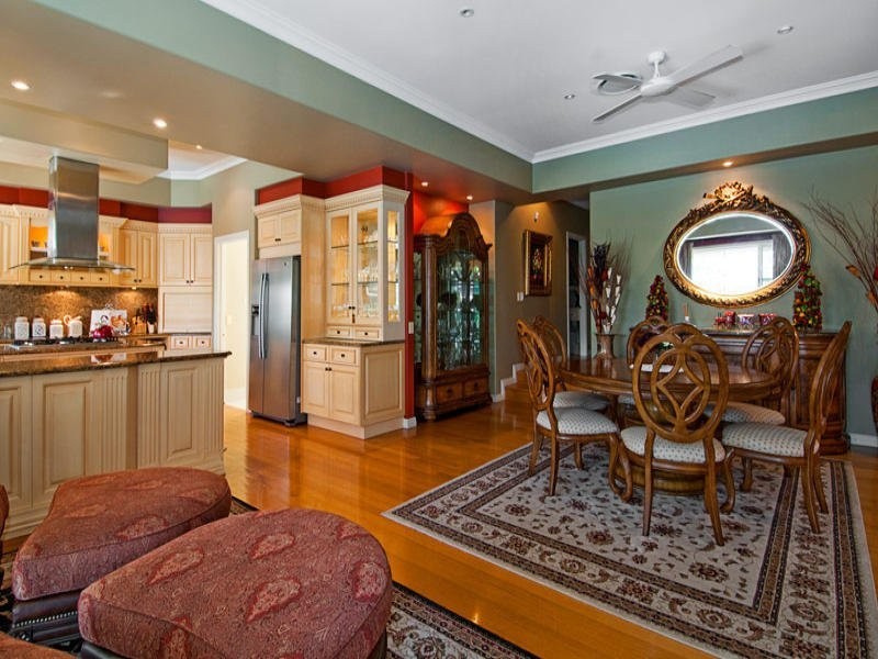 Sovereign Islands QLD 4216