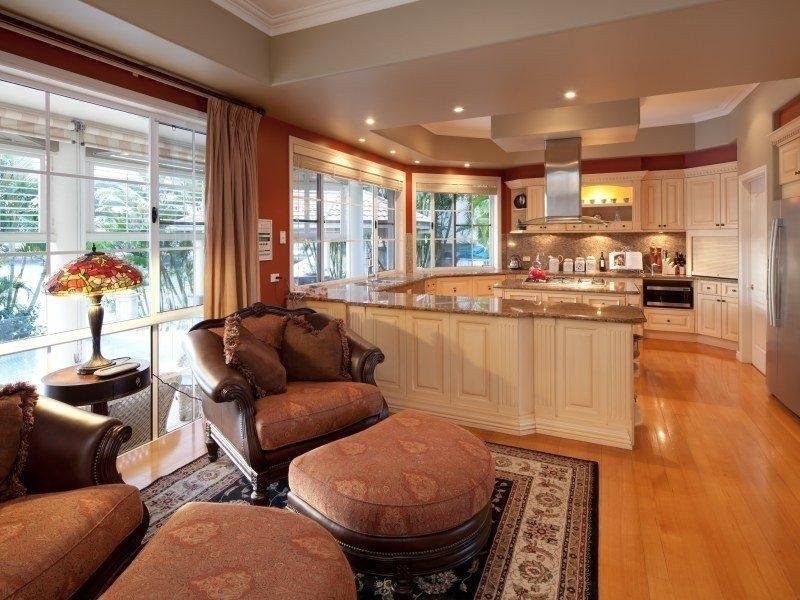 Sovereign Islands QLD 4216