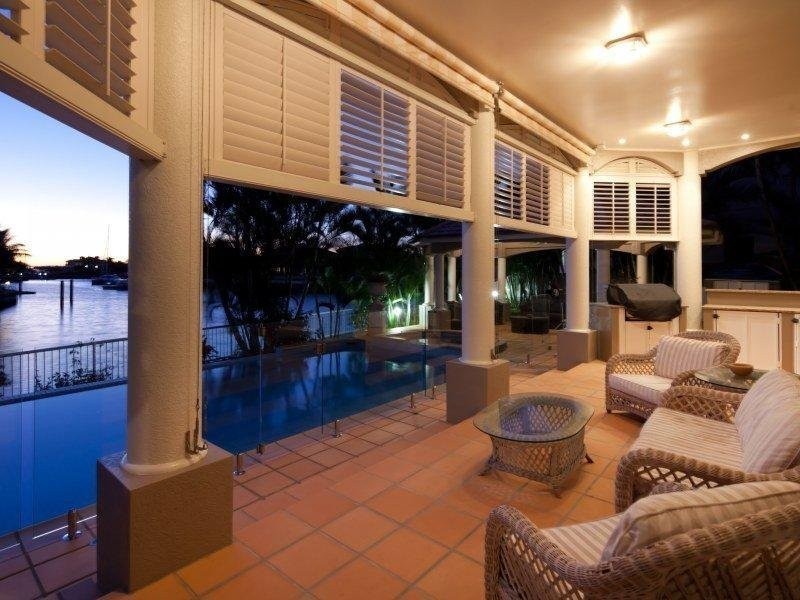 Sovereign Islands QLD 4216