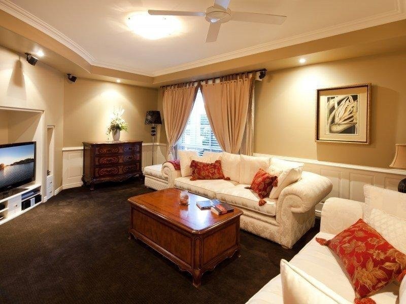 Sovereign Islands QLD 4216