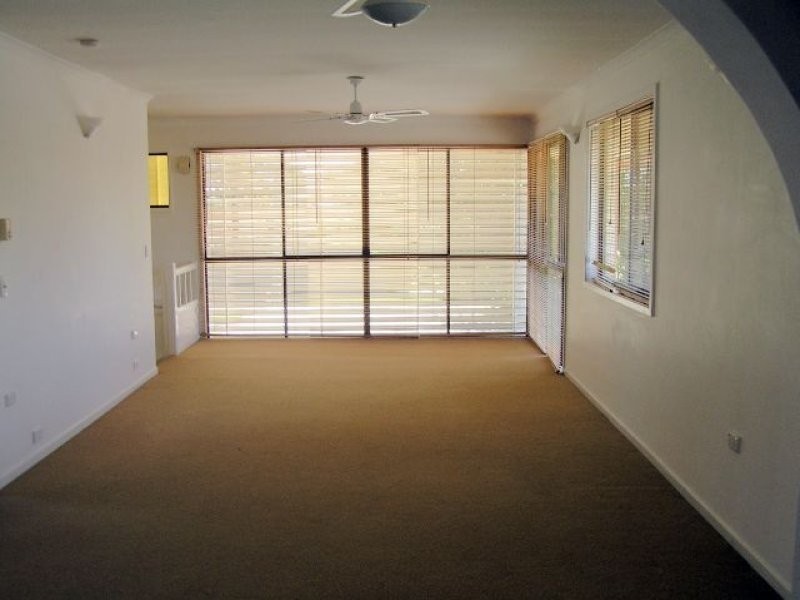 Hollywell QLD 4216