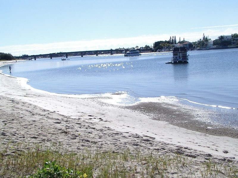 Paradise Point QLD 4216