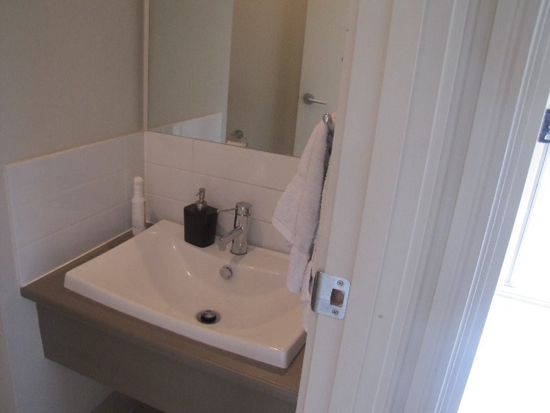 Pacific Pines QLD 4211