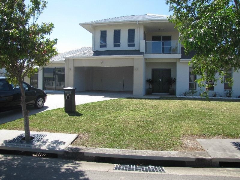 Hope Island QLD 4212