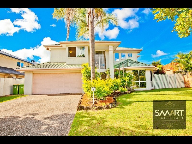 Clear Island Waters QLD 4226