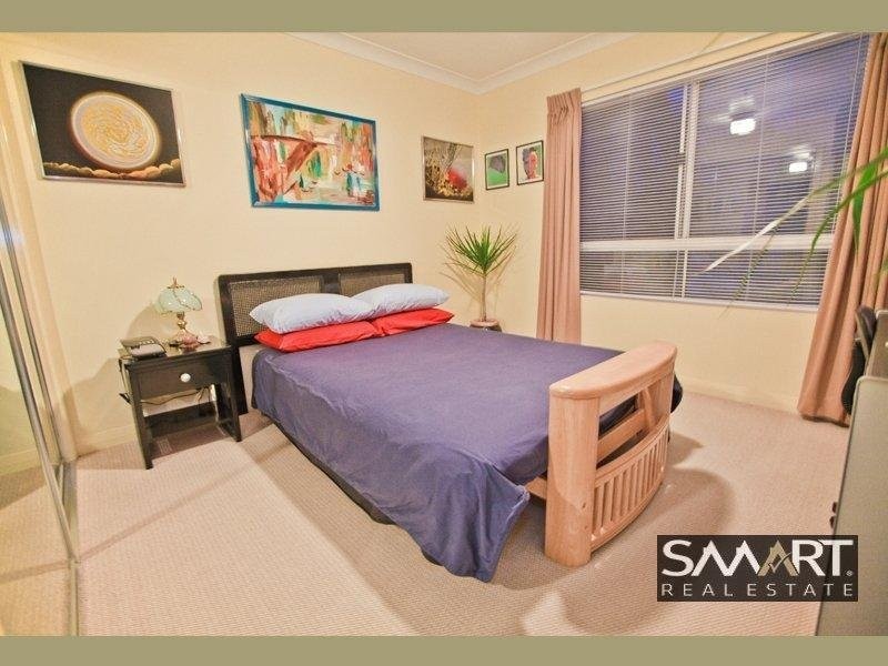 Chevron Island QLD 4217