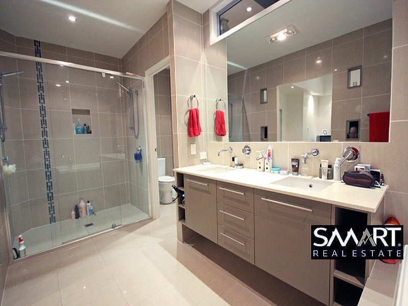 Benowa QLD 4217