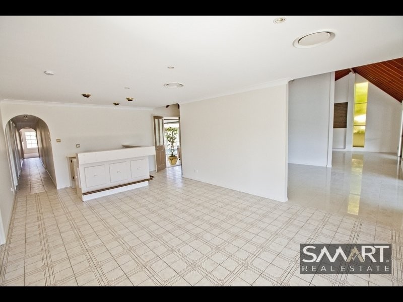 Paradise Waters QLD 4217