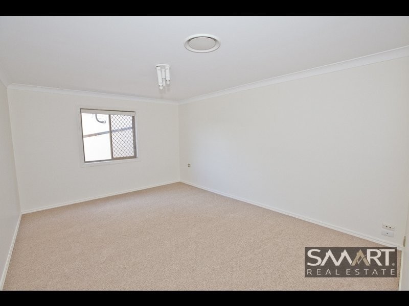 Paradise Waters QLD 4217