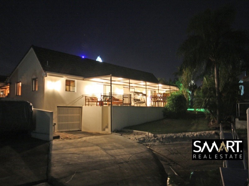 Paradise Waters QLD 4217