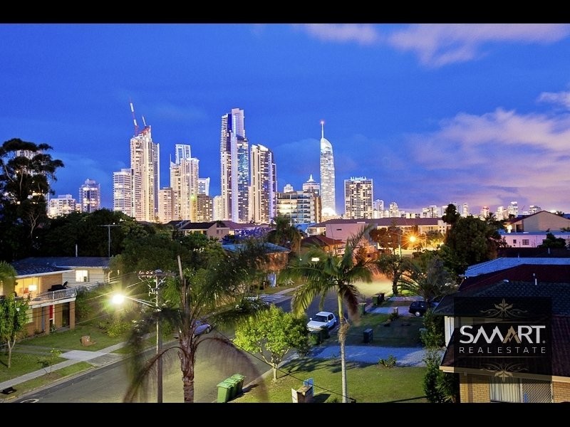 Chevron Island QLD 4217