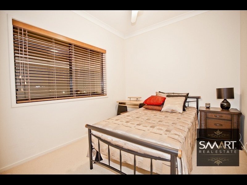 Chevron Island QLD 4217