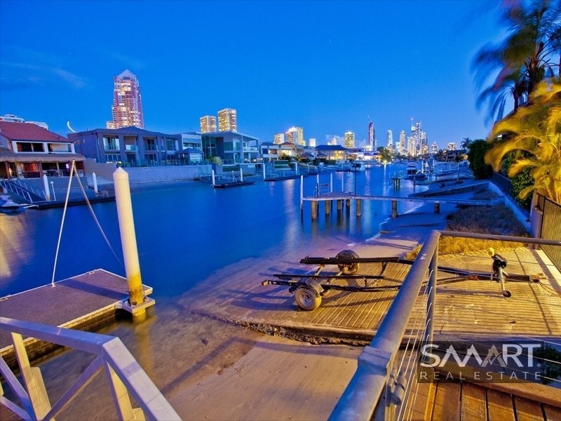 Paradise Waters QLD 4217