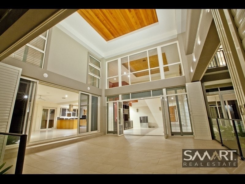 Paradise Waters QLD 4217