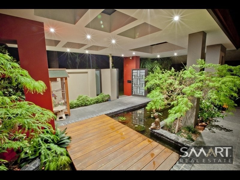 Paradise Waters QLD 4217