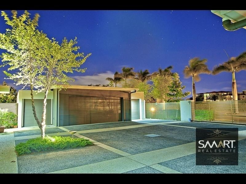 Hope Island QLD 4212