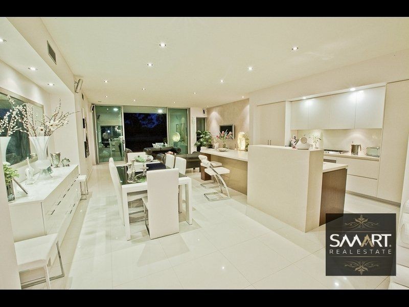 Hope Island QLD 4212