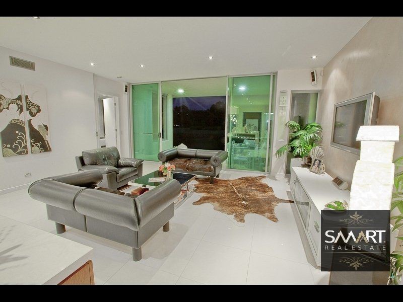 Hope Island QLD 4212