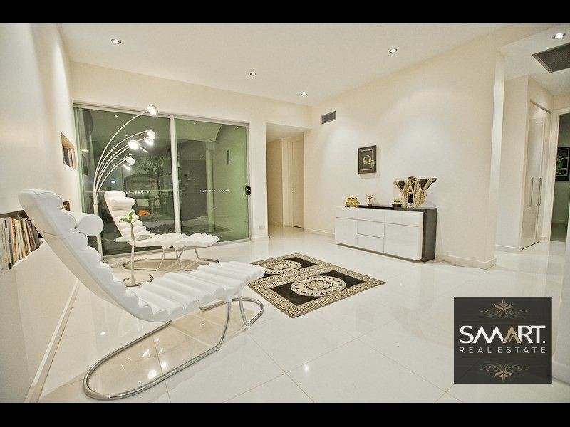 Hope Island QLD 4212