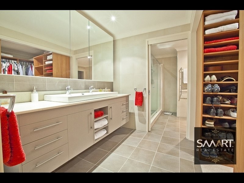Benowa Waters QLD 4217
